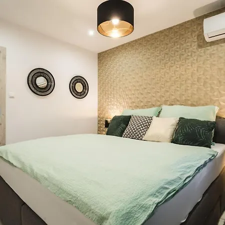 Apartment Flexihome Sk - Kriva - Location - 2 Bedrooms - 76 M2 *